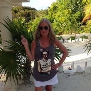 Meet your Posher, Leah